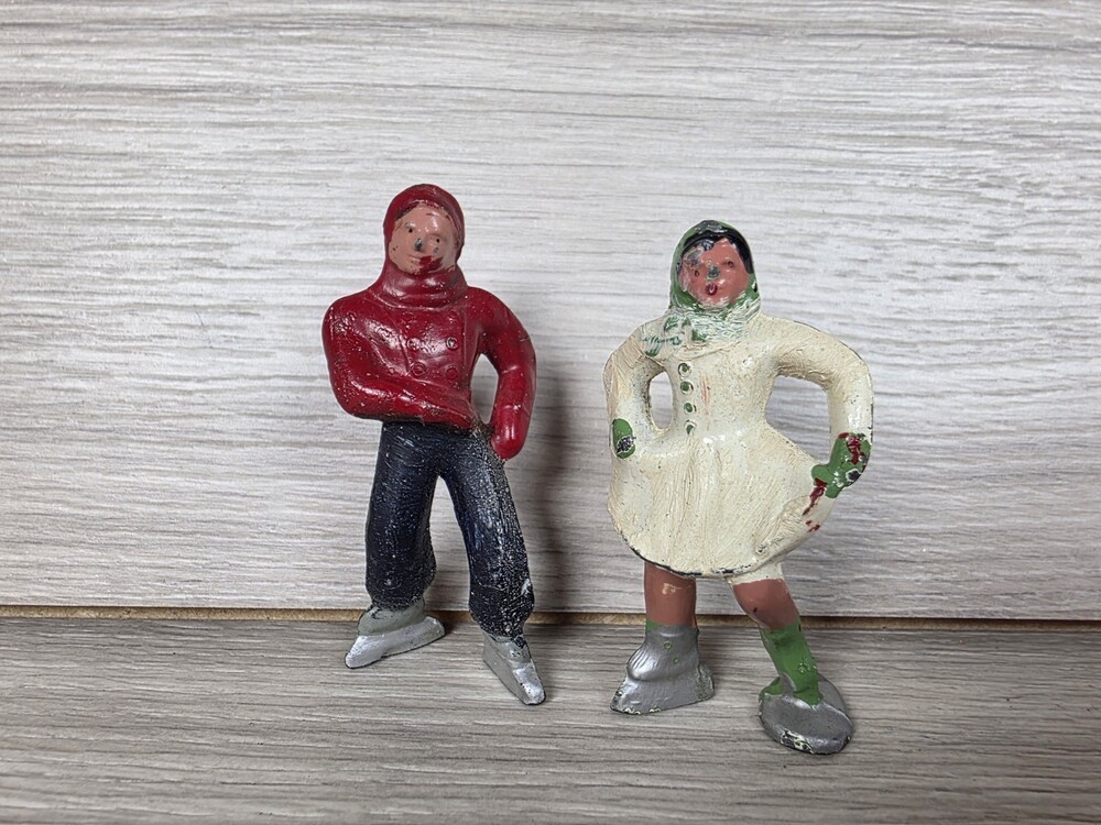 Antique Pair of Barclay MANOIL Ice Skaters (1930-40's) Lead Figurines Vtg SU2